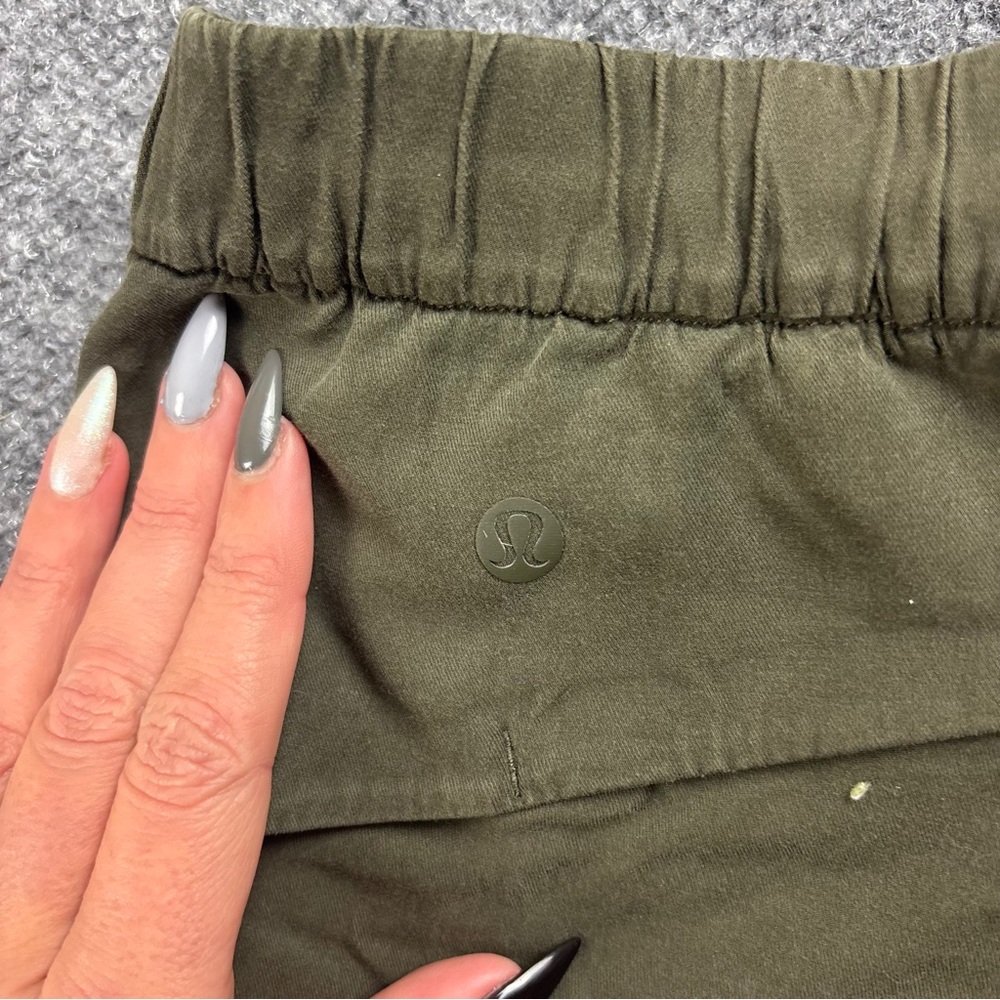 LULULEMON Women’s Essential Affinity Mid-Rise Joggers Dark Olive Green size: 8 - Picture 4 of 11